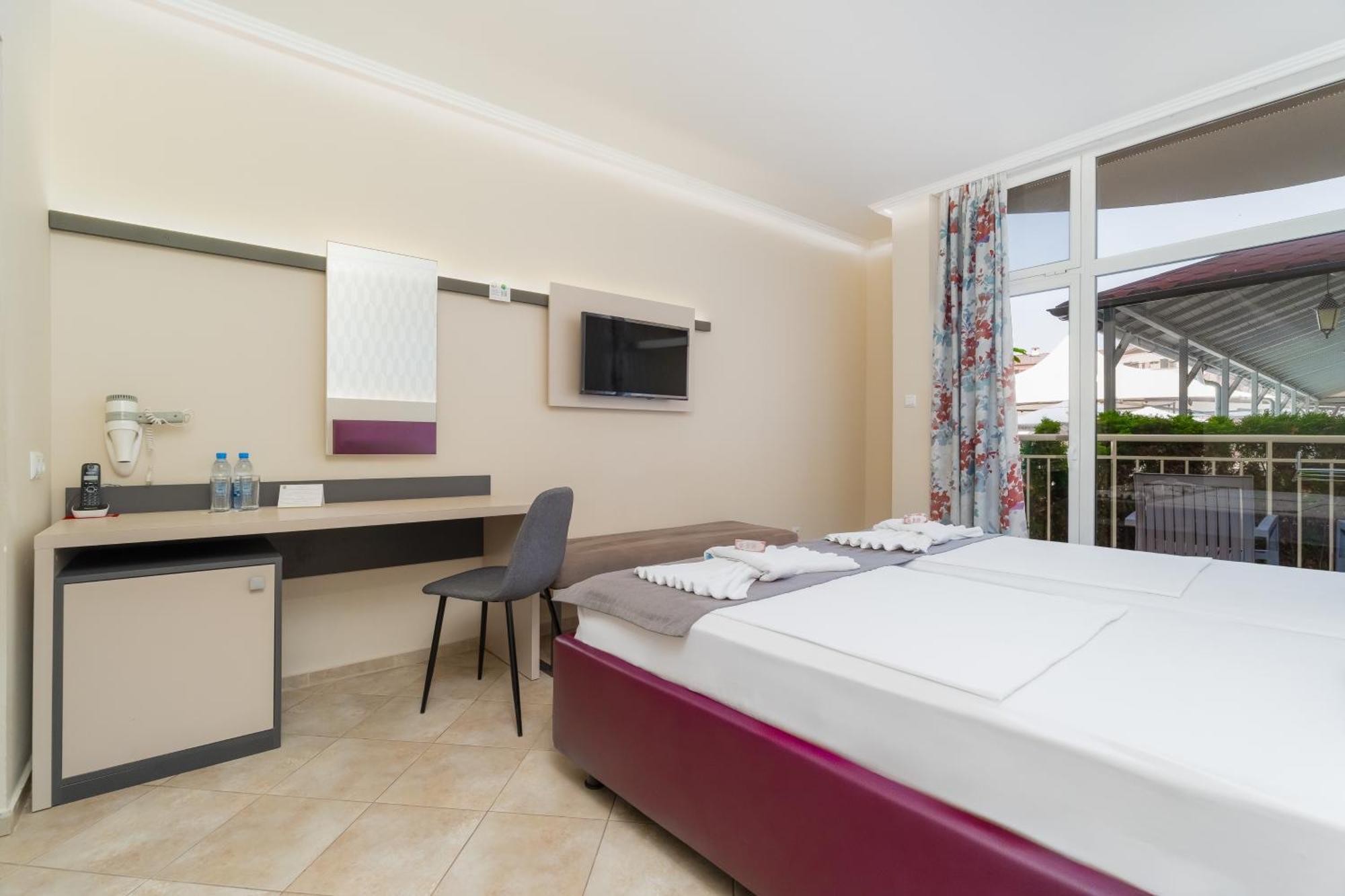 Mpm Astoria Hotel Slantschew brjag Zimmer foto